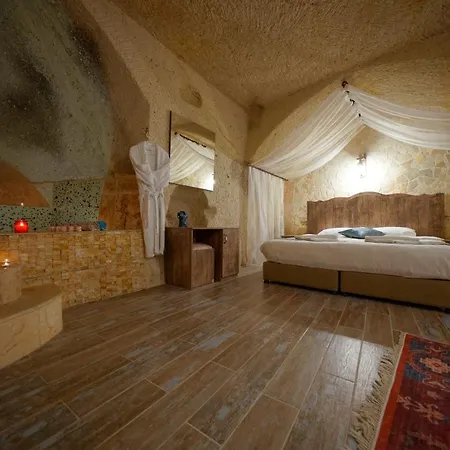 Adelya Cave מלון