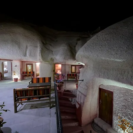 Adelya Cave Otel 3*