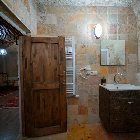 Adelya Cave 3* גורמה