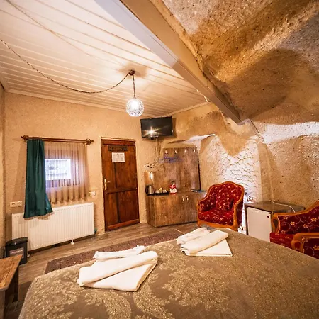 Adelya Cave Hotel 2*