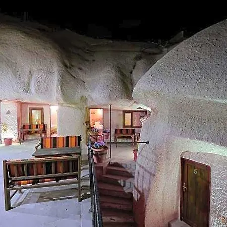 Otel Adelya Cave 3*
