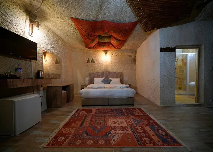 Adelya Cave ホテル 3*