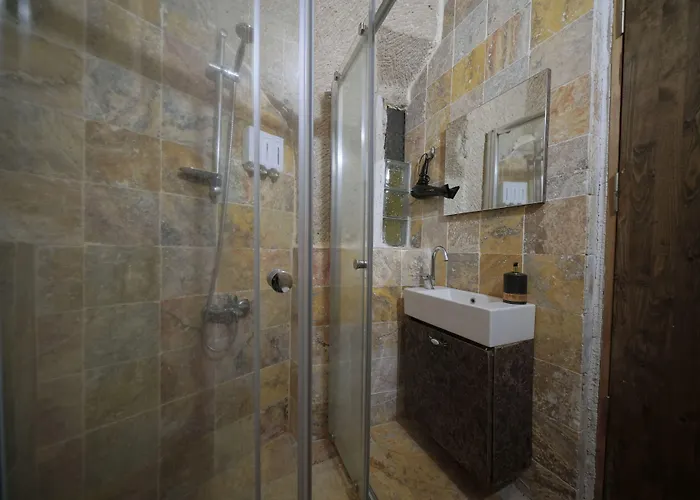 Adelya Cave ホテル